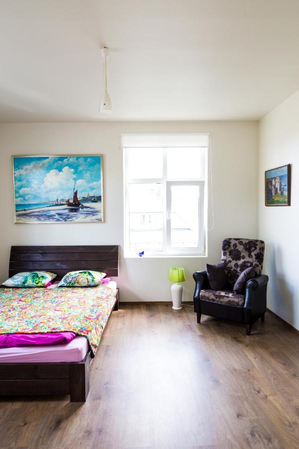 Karusselli Beach Apartment Pärnu Exterior foto